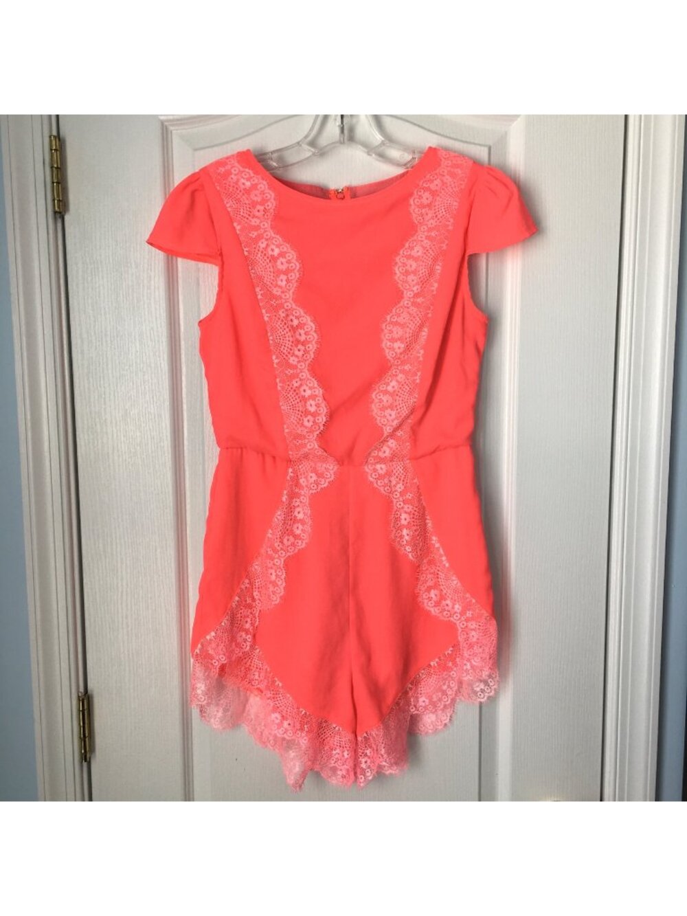Shareen Romper Size 8 Orange with Lace Detail Shorts